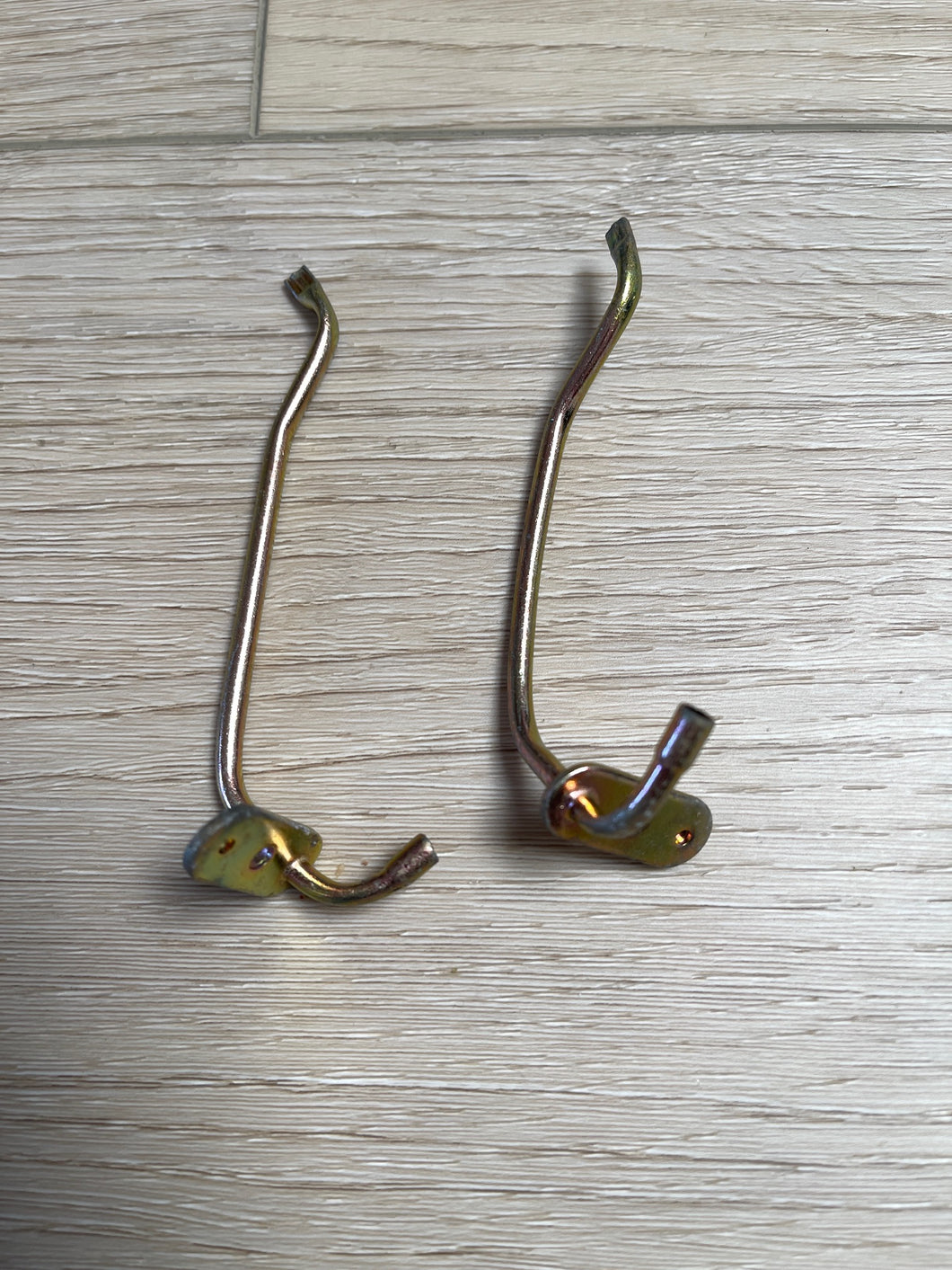 240Z Zinc-Plated Washer Nozzles – OEM Restored